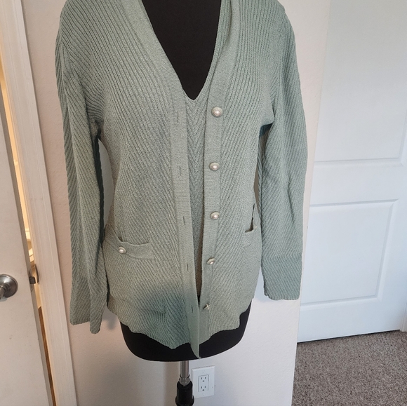 St. John Light Green Cardigan Sweater - Picture 10 of 11